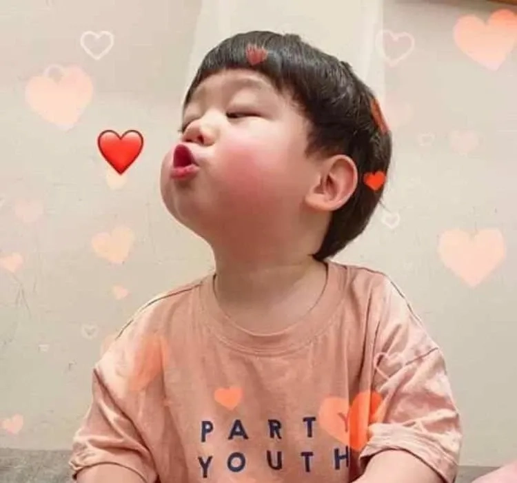 Meme mèo i love you thể hiện tình yêu thú cưng theo cách dễ thương.