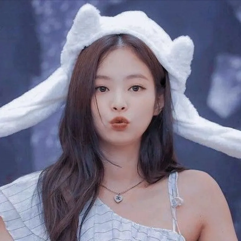 Hình nền rose blackpink cute là lựa chọn tuyệt vời cho fan yêu thích vẻ ngoài dễ thương.