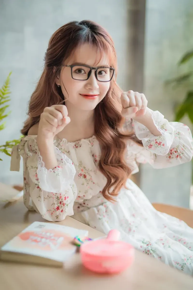 Ảnh mạng gái cute đem lại nét đẹp dễ thương và vô cùng cuốn hút.