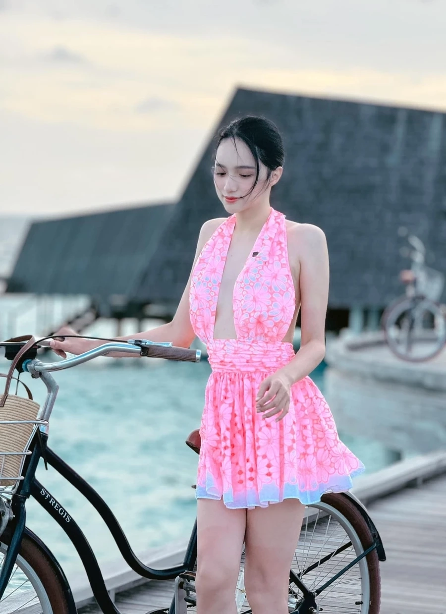 Hoa hậu Hương Giang lúc chưa chuyển giới gây nhiều ấn tượng với công chúng.