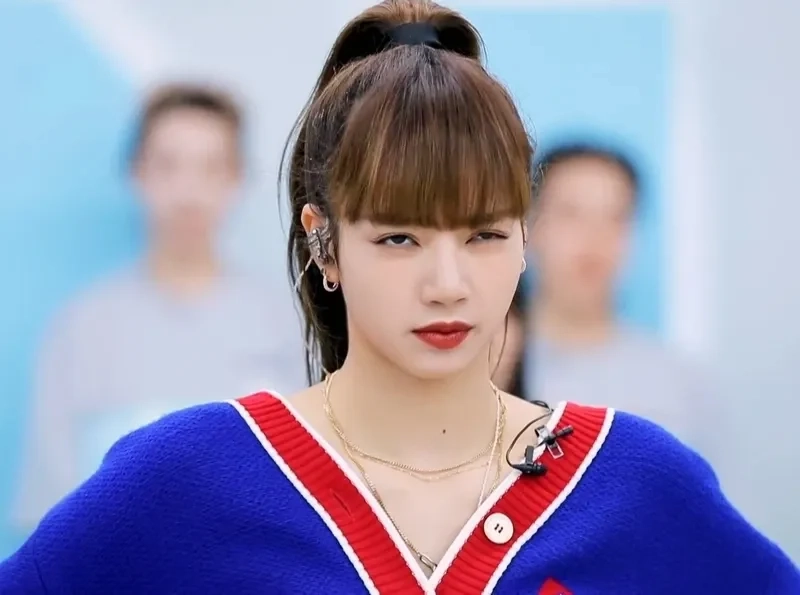 Những Meme Lisa Blackpink siêu dễ thương không thể bỏ qua.