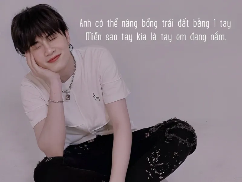 Meme mèo bắn tim là cách thể hiện tình yêu ngọt ngào và đáng yêu.