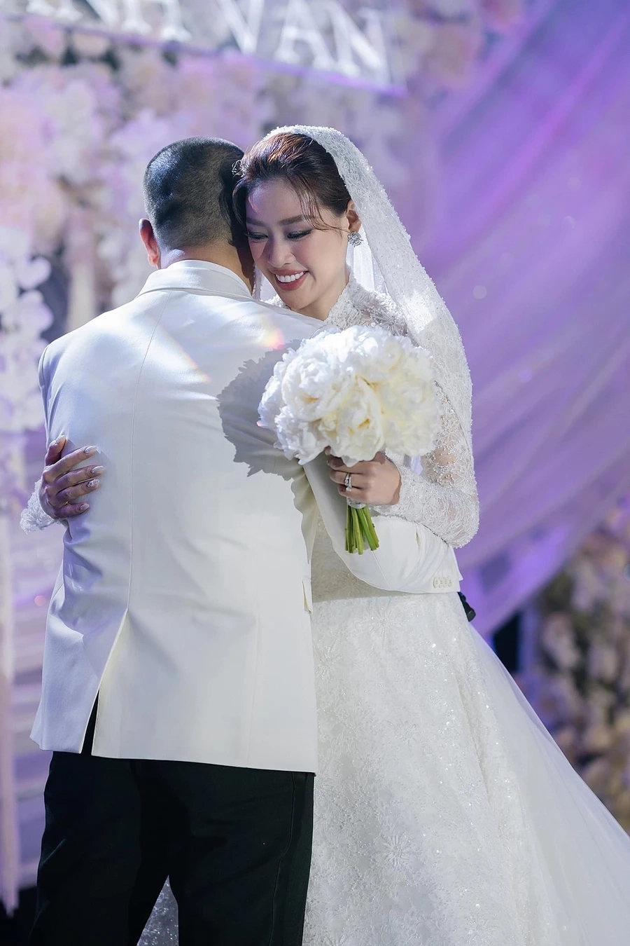 Người yêu của hoa hậu khánh vân là câu chuyện thu hút sự chú ý.
