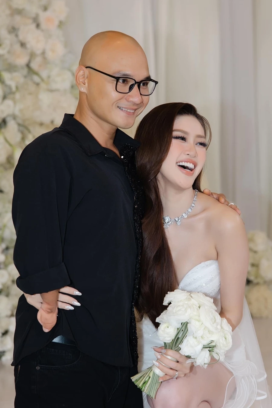 Hoa hậu khánh vân luôn ghi dấu với sự tự tin và nhan sắc rực rỡ.