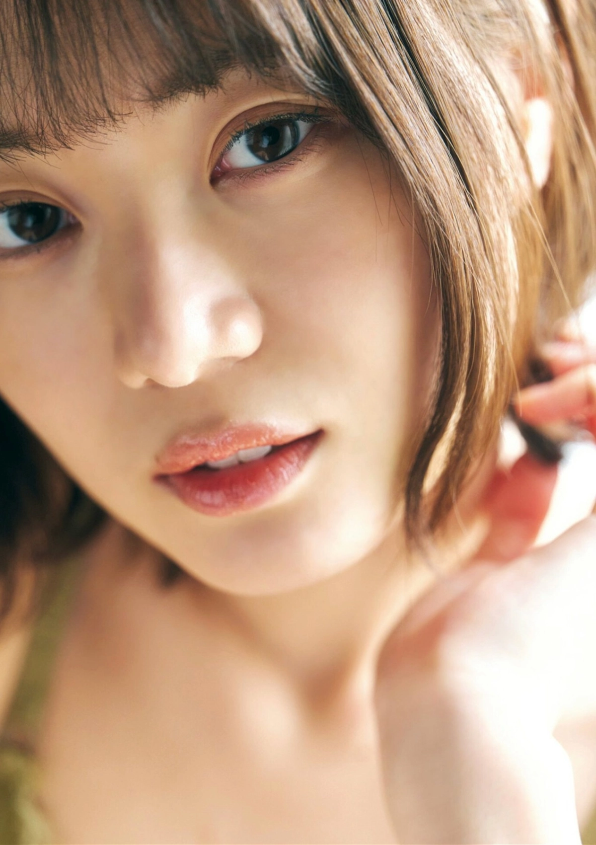 Ike-chan lộ vú to sexy nóng bỏng cuốn hút zoom 16K núm vú hồng sáng lấp lánh dưới flash