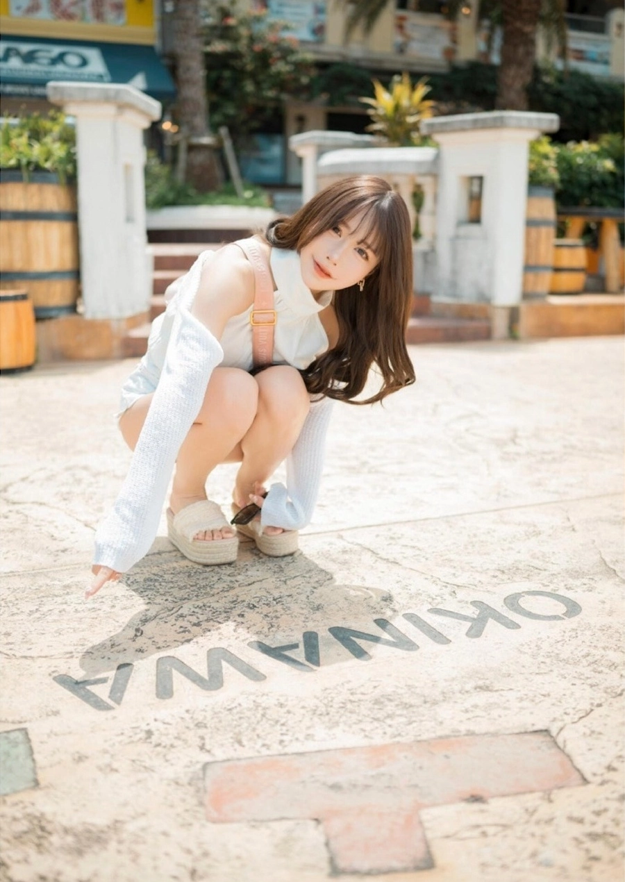 Mai Shirata cosplay vú to sexy nóng bỏng cuốn hút bunny đuôi cắm hậu môn