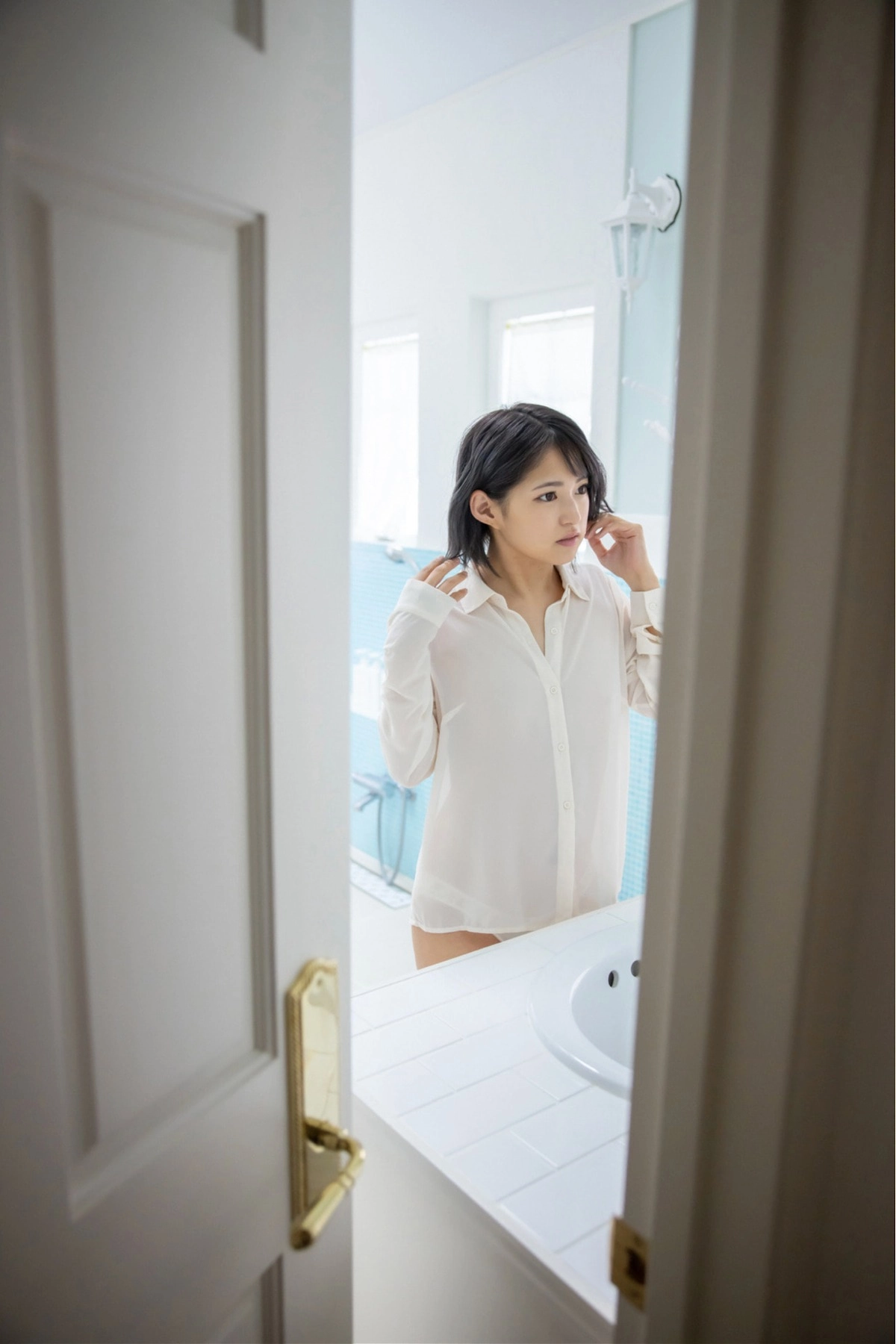 Mitsuki Nagisa bikini vú to sexy nóng bỏng cuốn hút nước biển chảy dọc khe ngực hút hồn mọi ánh nhìn