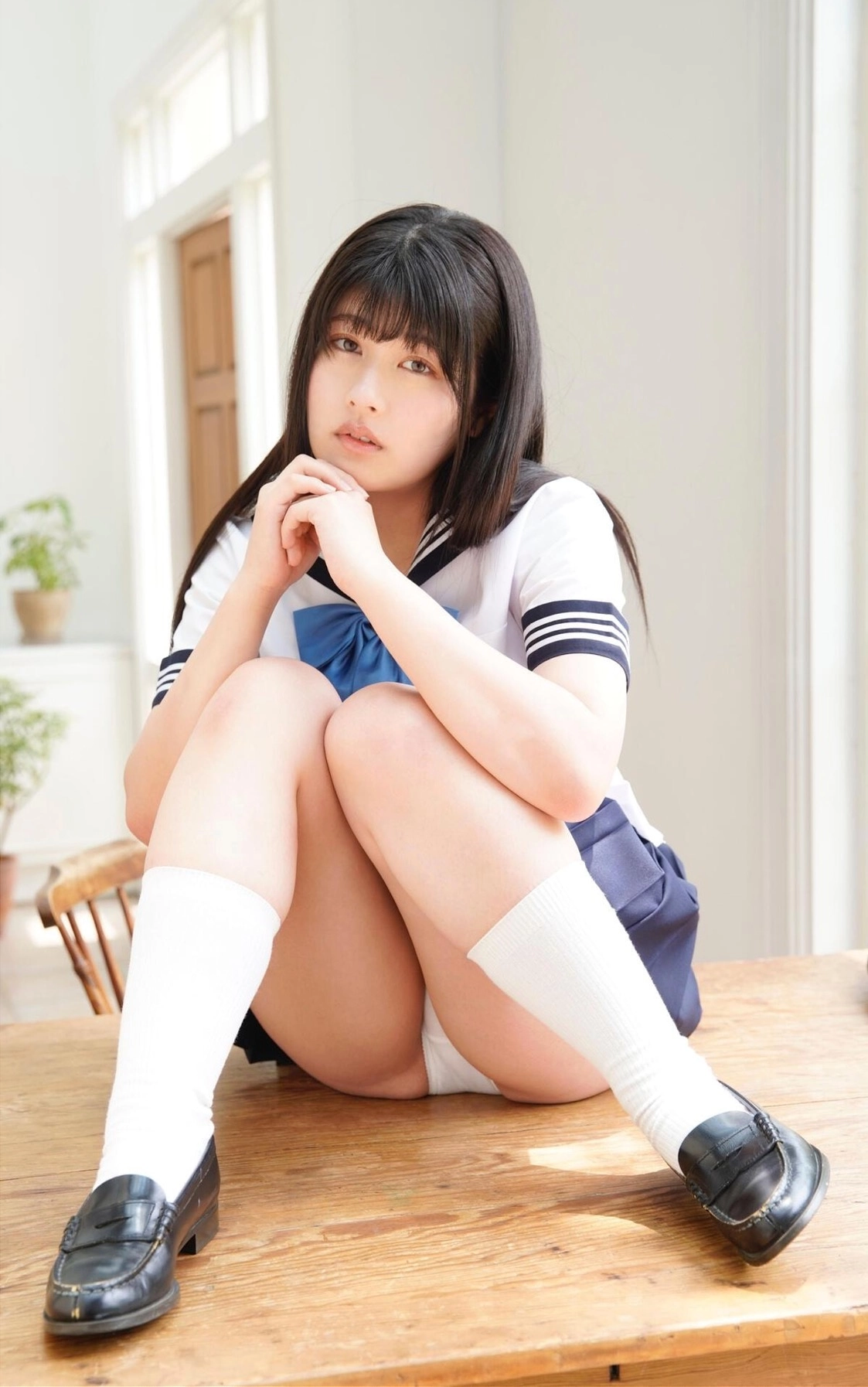 Yoshino Chitose bikini vú to sexy nóng bỏng cuốn hút khe ngực hút hồn