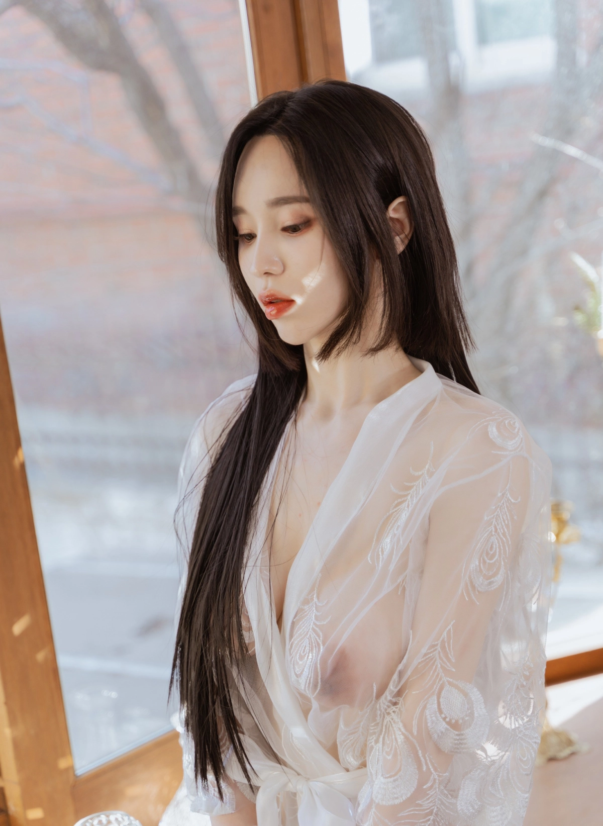 YUNHA vú tròn sexy nóng bỏng cuốn hút như bưởi muốn nghẹt thở