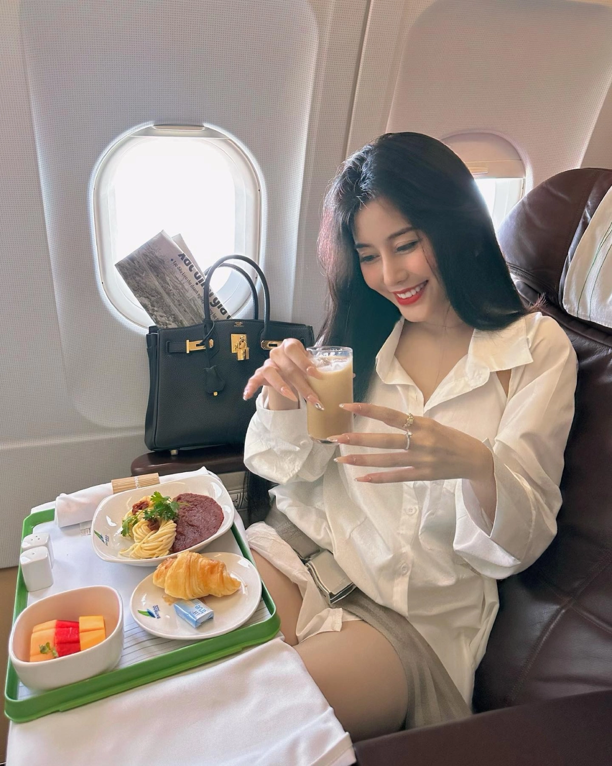 Ảnh gái vú to nude căng tròn siêu gợi cảm