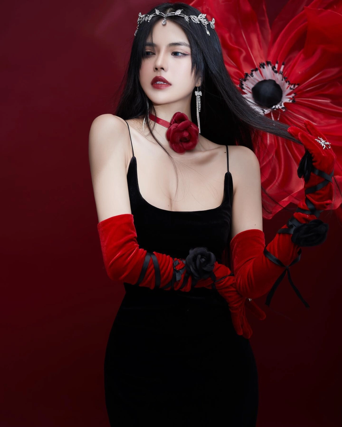 Ảnh gái xinh vú to căng tròn siêu gợi cảm