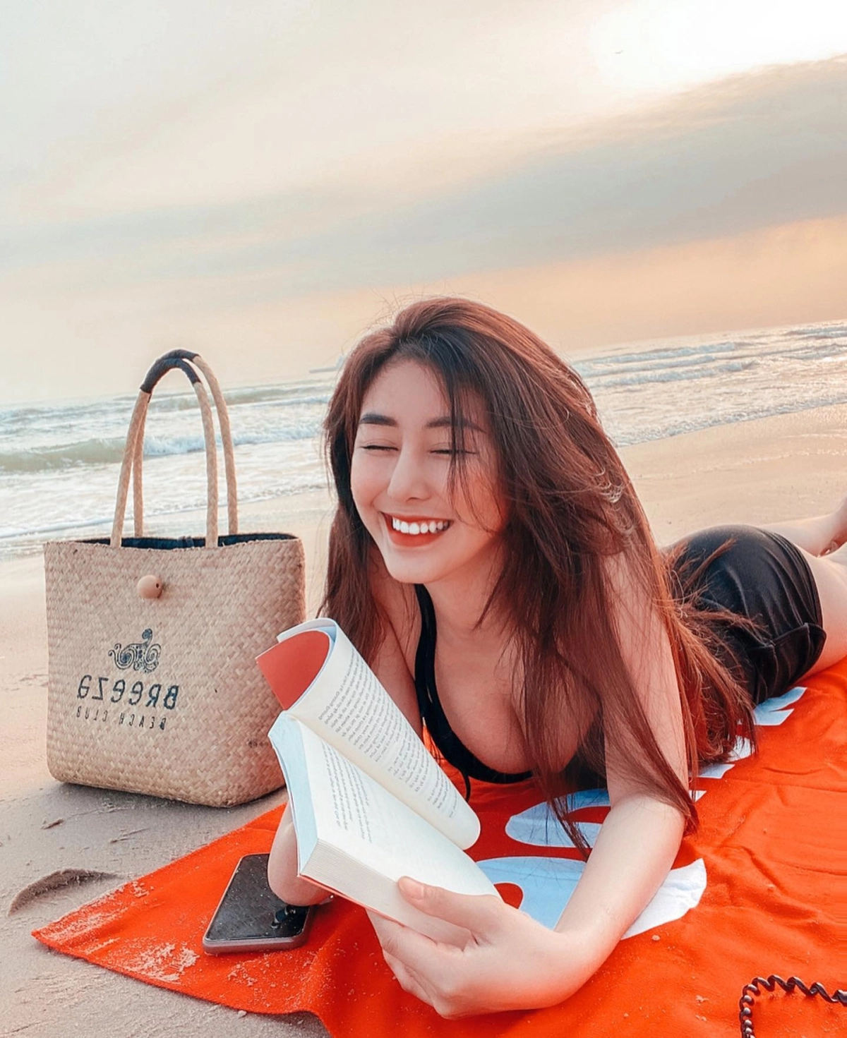 Ảnh gái tây vú to da trắng quyến rũ cực kỳ