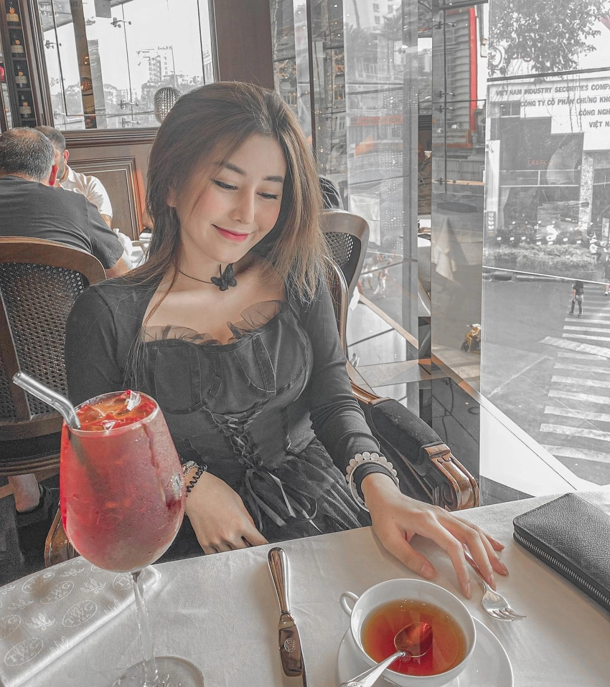 Ảnh sex gái xinh vú to lồn múp siêu gợi cảm