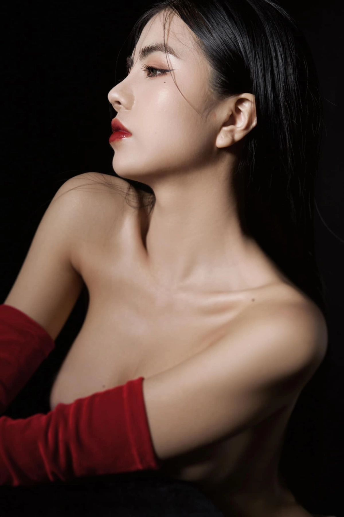 Gái xinh vú to show đầy đặn quyến rũ cực kỳ