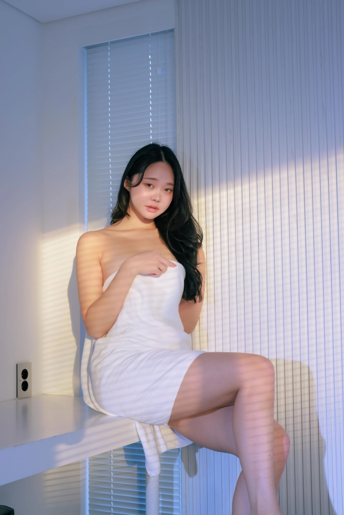 Ảnh gái xinh bị bóp vú đầy dục vọng cuốn hút