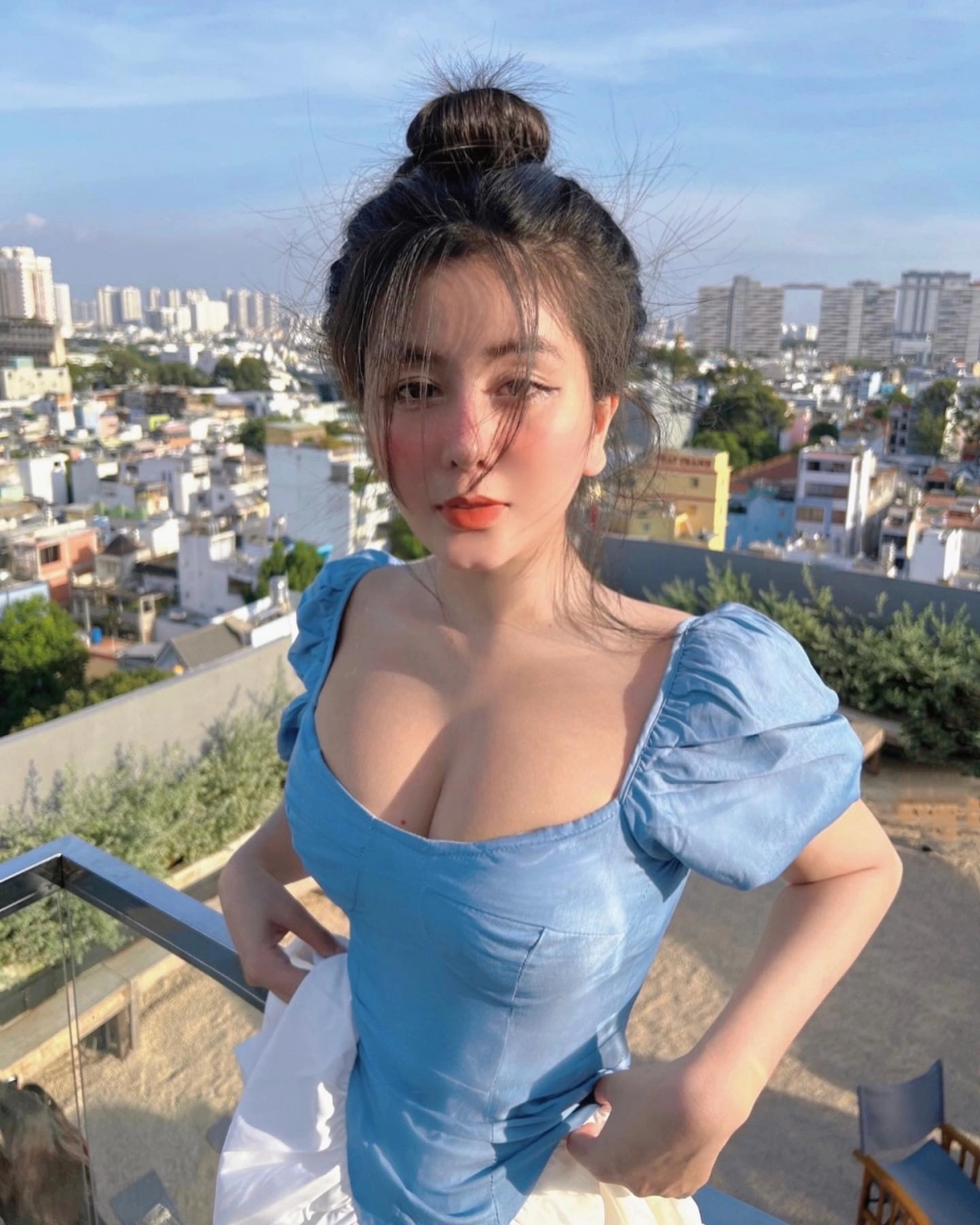 Ảnh nude gái xinh vú to căng tròn đầy đặn