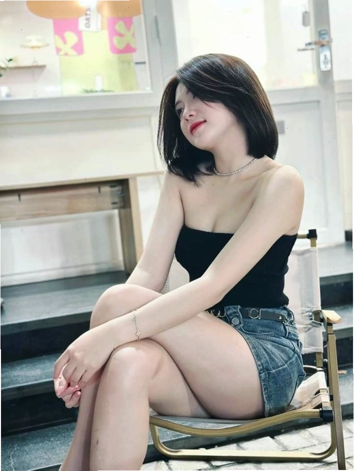 Ảnh cận mặt cô gái K10 khoe vẻ đẹp tự nhiên