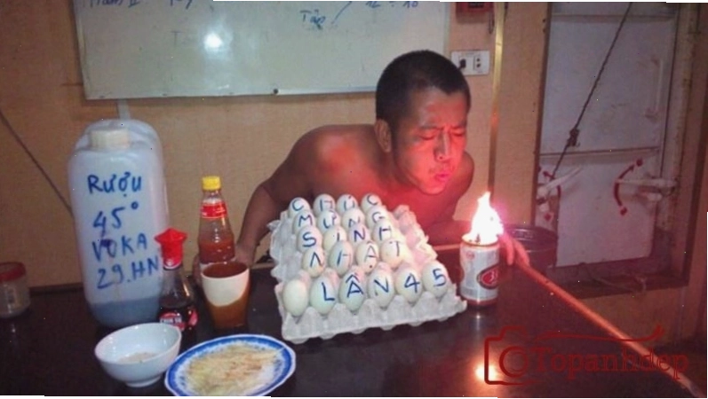 Ảnh sinh nhật hài hước