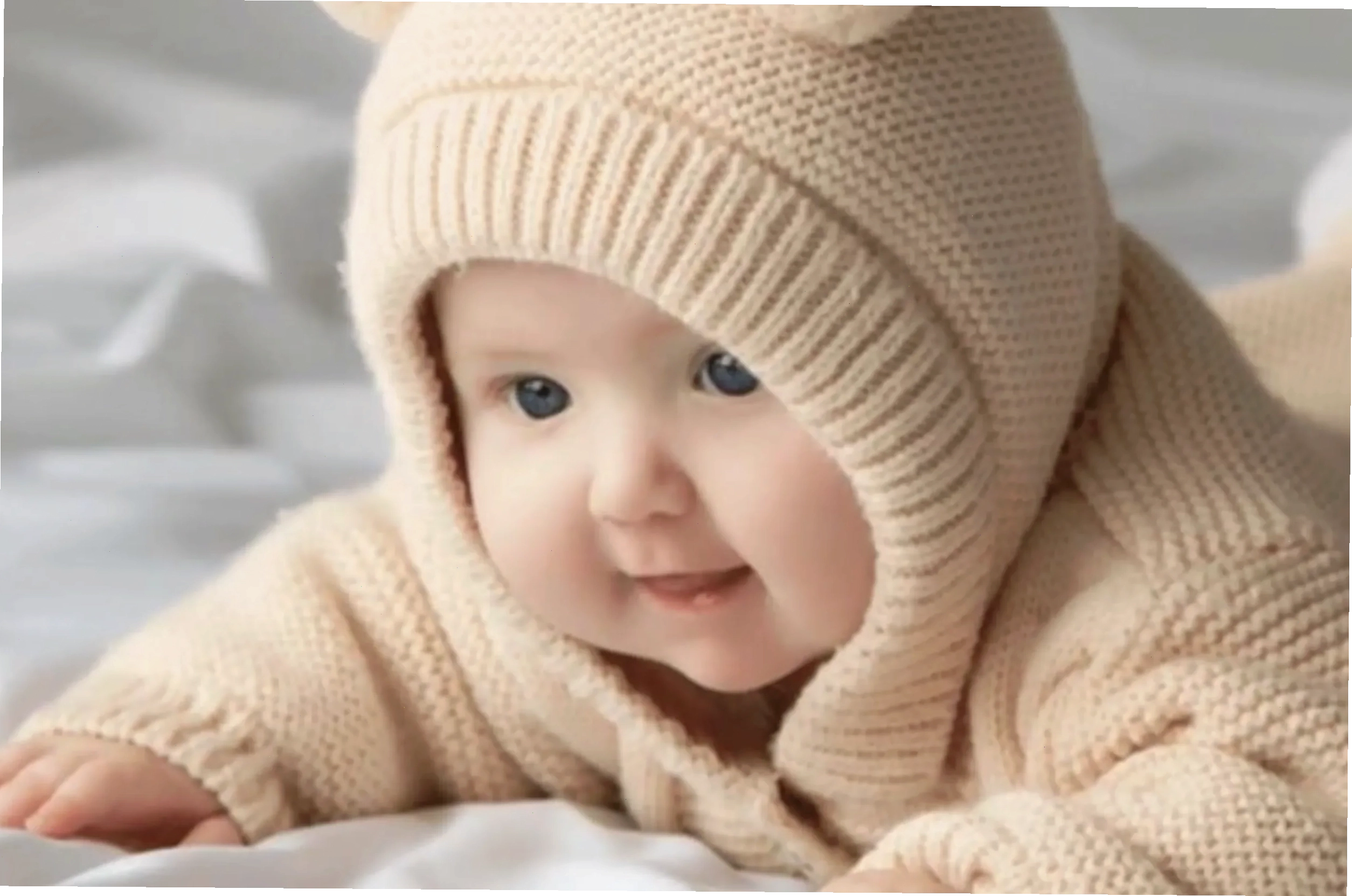 Avatar em bé đáng yêu có nét tương đồng với sự dễ thương của thỏ bảy màu