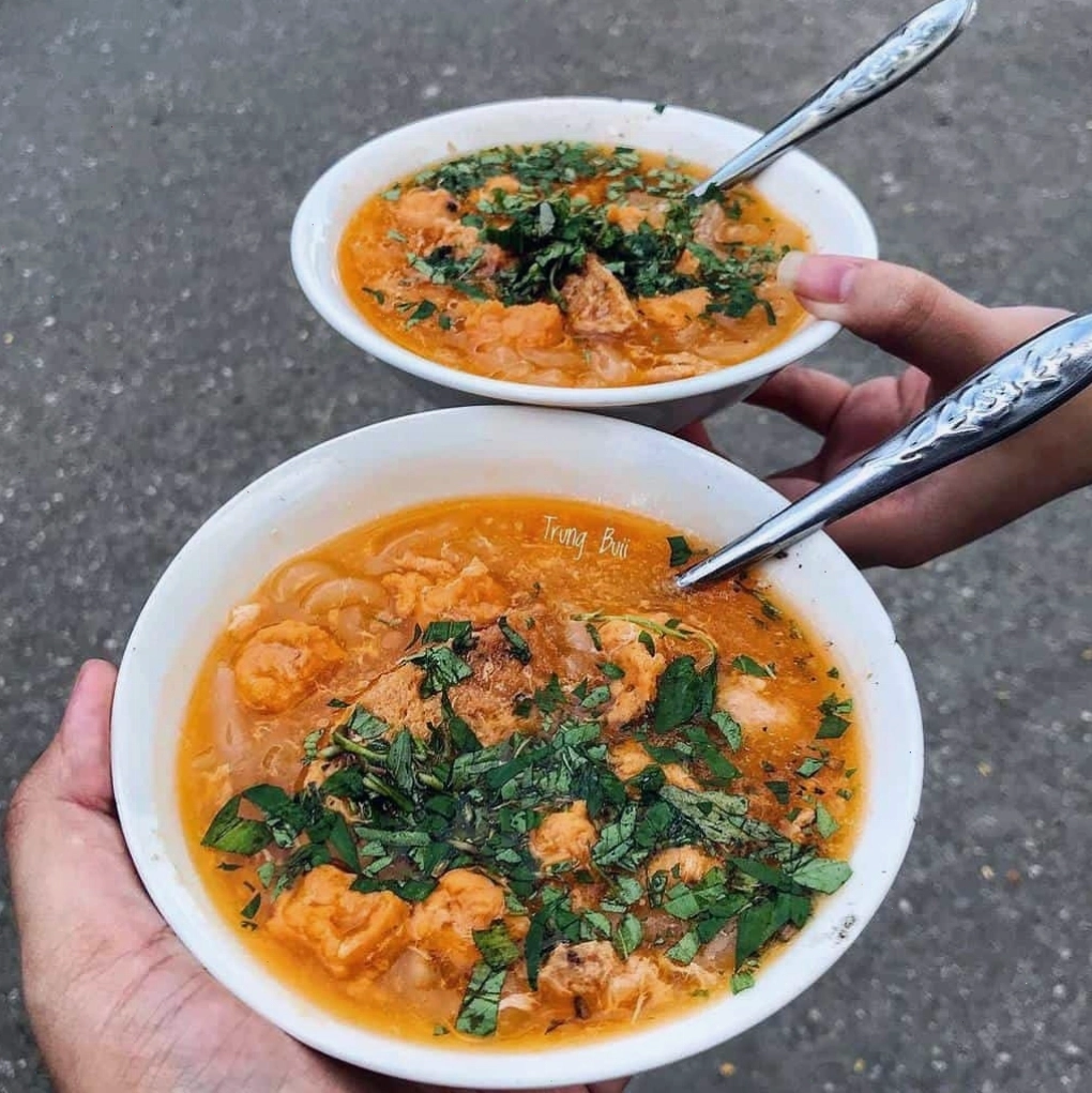 Bánh canh Nam Phổ, một biến tấu hấp dẫn của các loại bánh Huế