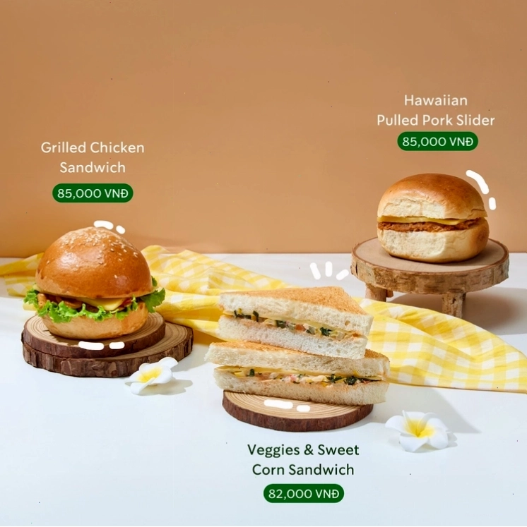 Bánh sandwiches tại Starbucks