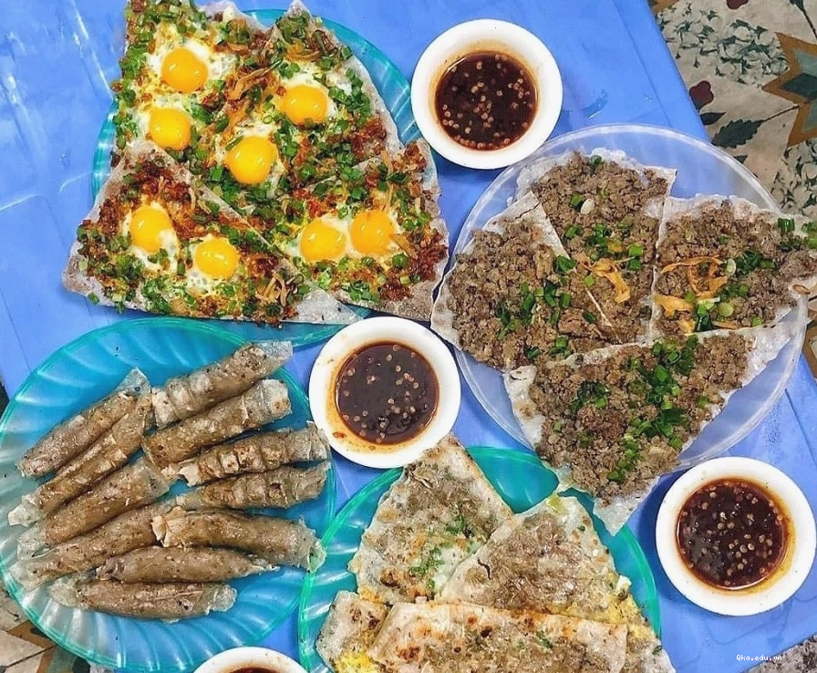 Bánh tráng kẹp giòn rụm, hấp dẫn