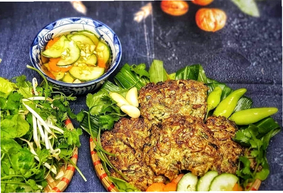Bát cháo sườn mịn màng với ruốc thịt