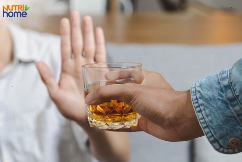 Bệnh nhân ung thư gan nên kiêng các món ăn nhiều dầu mỡ