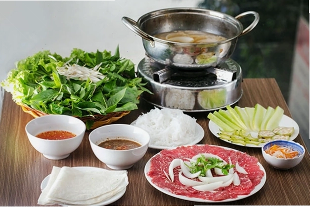 Bò nhúng giấm chua thanh, thịt mềm tan