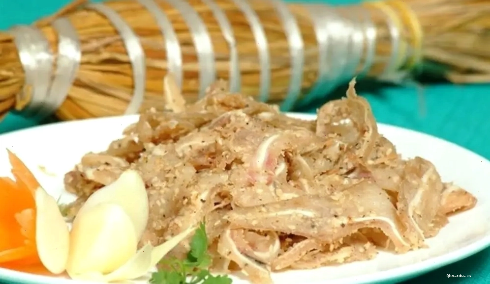 Chả tré rơm đặc sản Quy Nhơn