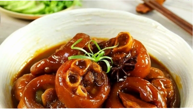 Chân giò kho coca hấp dẫn