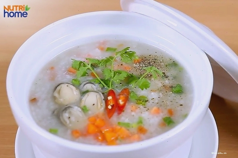 Cháo nấm rơm thịt bằm dễ tiêu hóa cho bệnh nhân ung thư gan