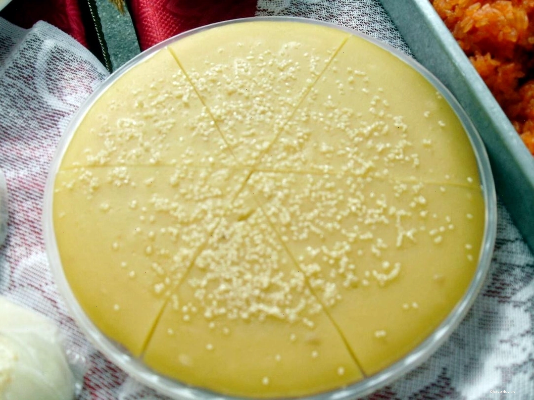 Chè Kho Mỹ Độ Bắc Giang với màu vàng óng đẹp mắt