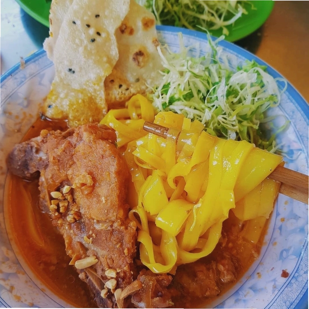 Chợ đêm Đà Lạt lung linh với nhiều món ăn vặt hấp dẫn