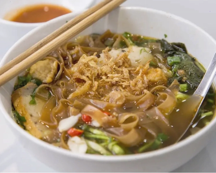Chuối nếp nướng vàng ruộm rưới nước cốt dừa béo ngậy