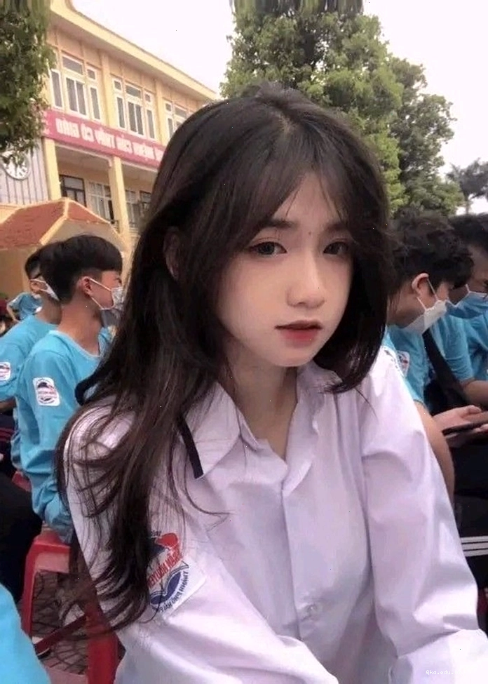 Cô gái 2k10 sở hữu vẻ đẹp cực đáng yêu
