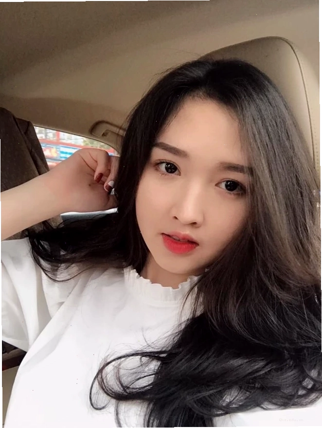 Cô gái dân tộc với nụ cười siêu xinh