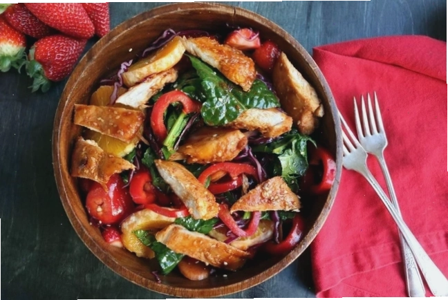 Cô gái trẻ chia sẻ về hành trình Eat Clean