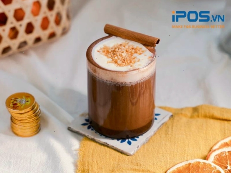 Cốc cacao kem chuối hấp dẫn với lớp kem tươi mịn màng