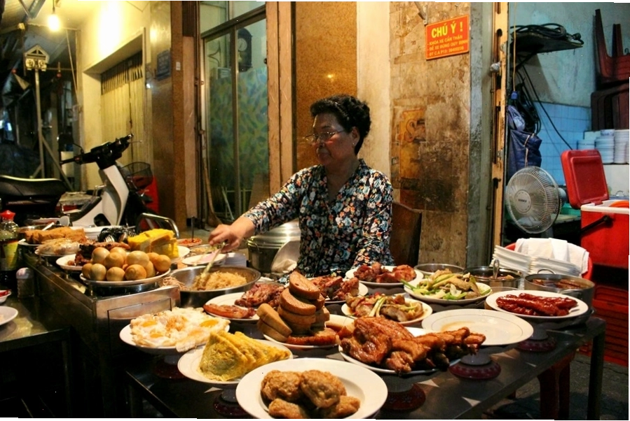 Cơm tấm bãi rác