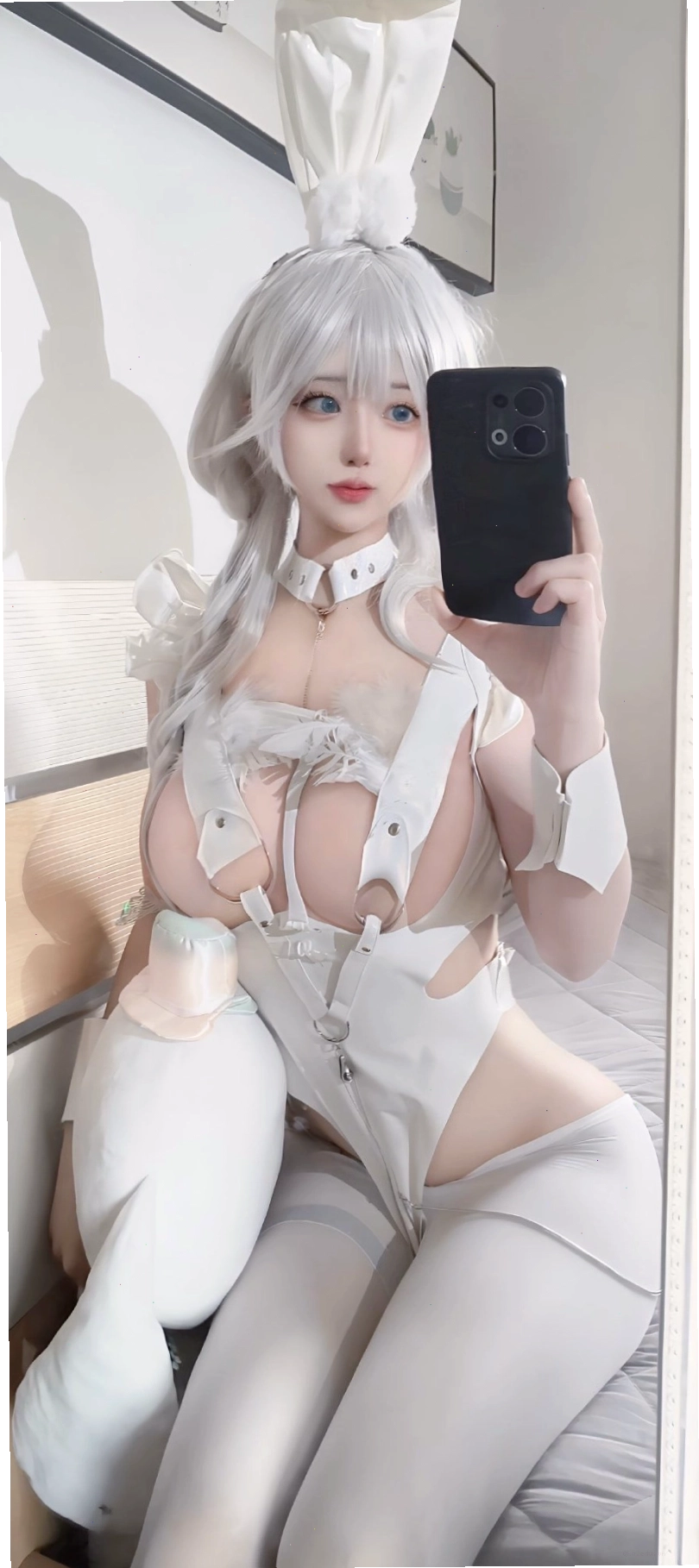 Cosplay anime nữ đẹp nhất với trang phục cầu kỳ