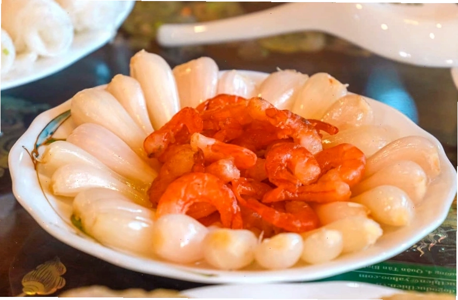 Củ kiệu tôm khô mang ý nghĩa gắn kết và ấm áp cho gia đình dịp Tết