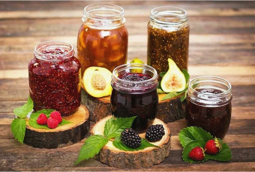 Đa dạng các dòng mứt trái cây dùng để pha chế đồ uống