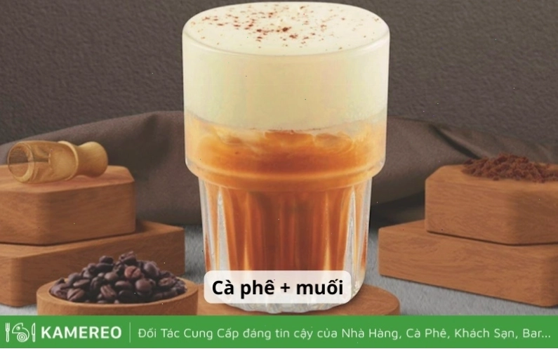 Đánh bông lớp kem muối cho cà phê