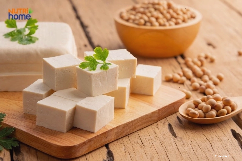Đậu phụ non là nguồn đạm thực vật dễ tiêu hóa cho người sau mổ túi mật