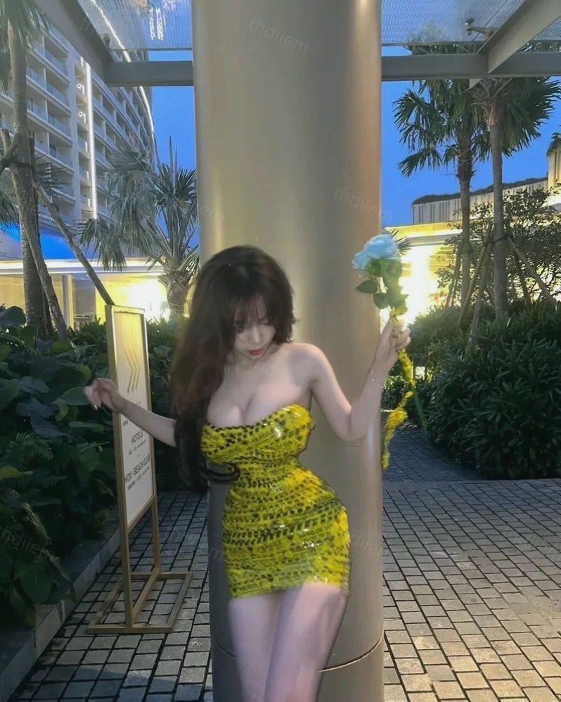 Gái xinh múp với năng lượng tích cực, body chuẩn gu