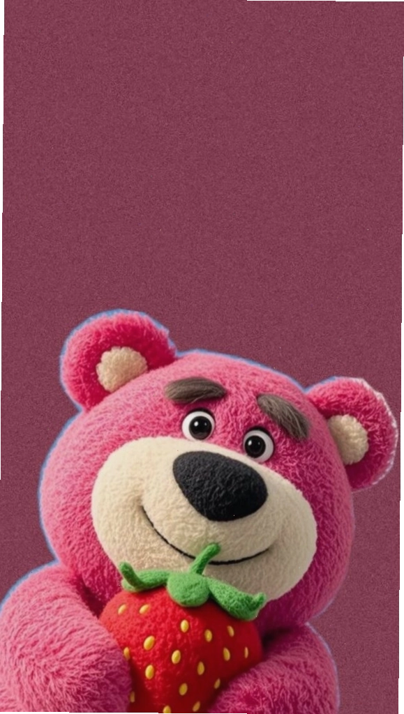 Gấu Lotso ôm trái dâu tây trông rất đáng yêu