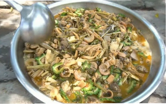 Giò Bò Đất Võ dai ngon, đậm đà hương vị truyền thống