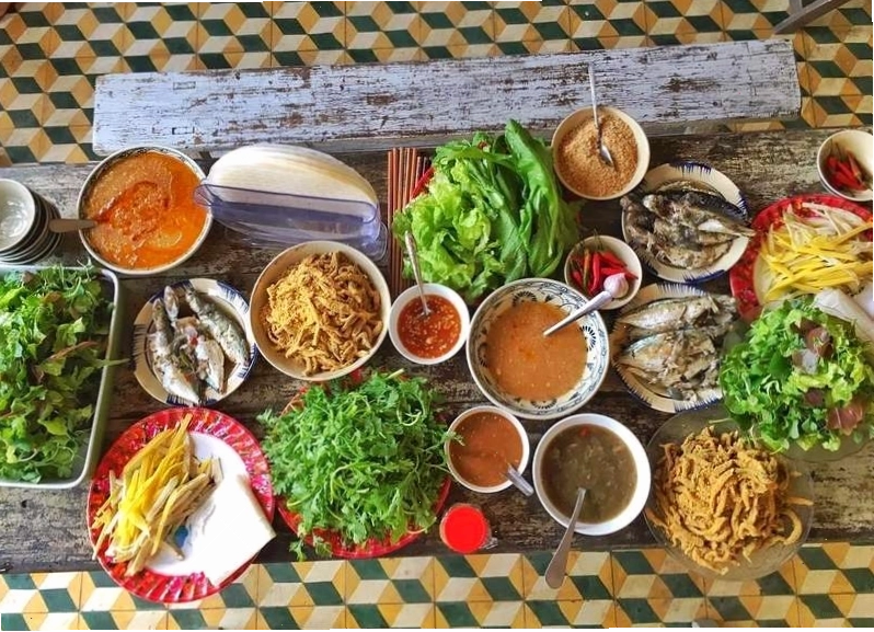 Gỏi cá Chình Mai Châu
