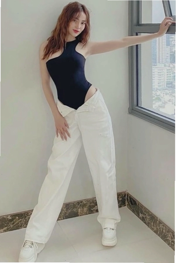 Gợi ý phối bodysuit với quần dài thanh lịch và cá tính
